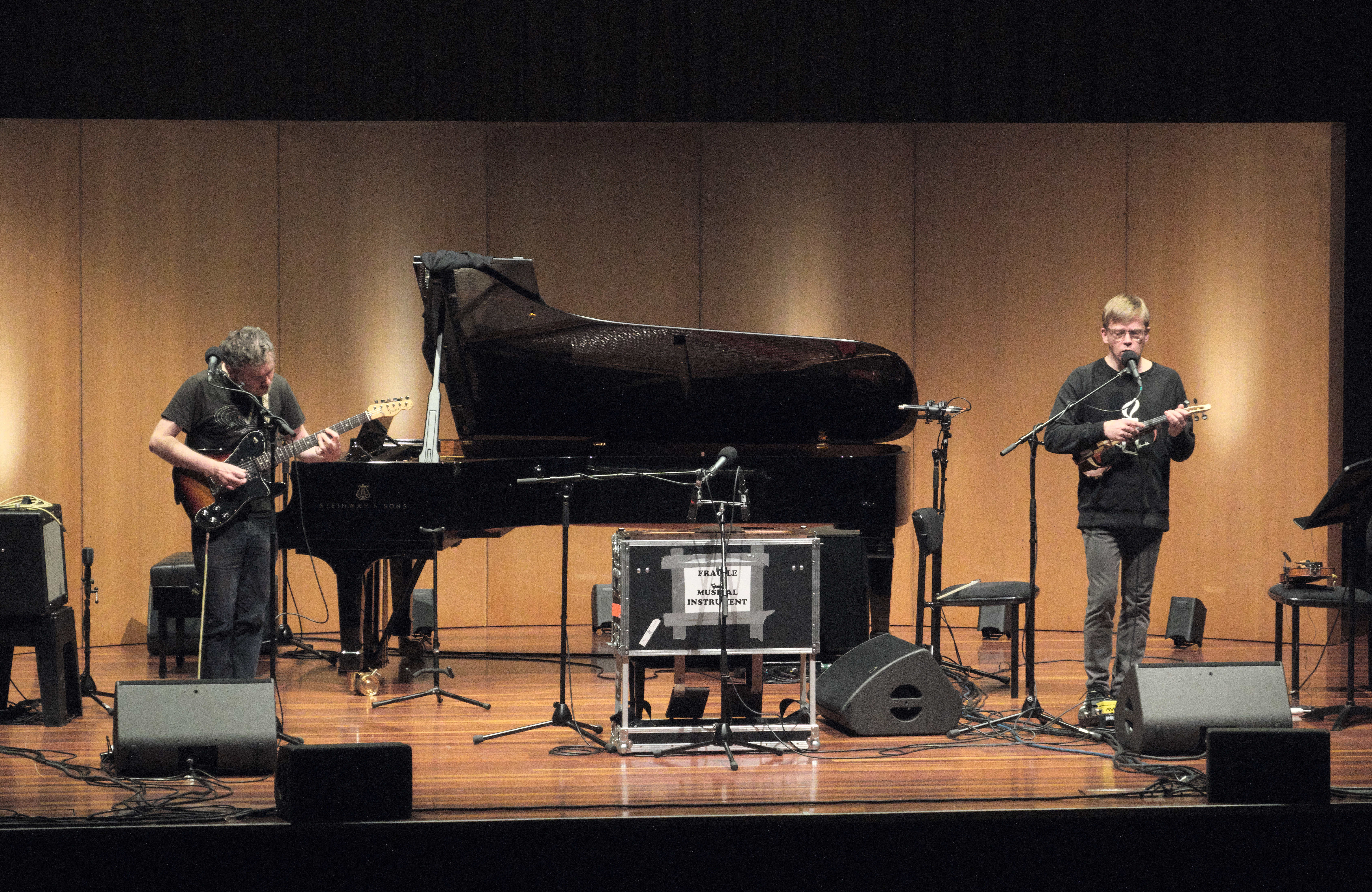 Kuusisto and Kahane performing at Llewellyn Hall, 2024. Credit Peter Hislop.
