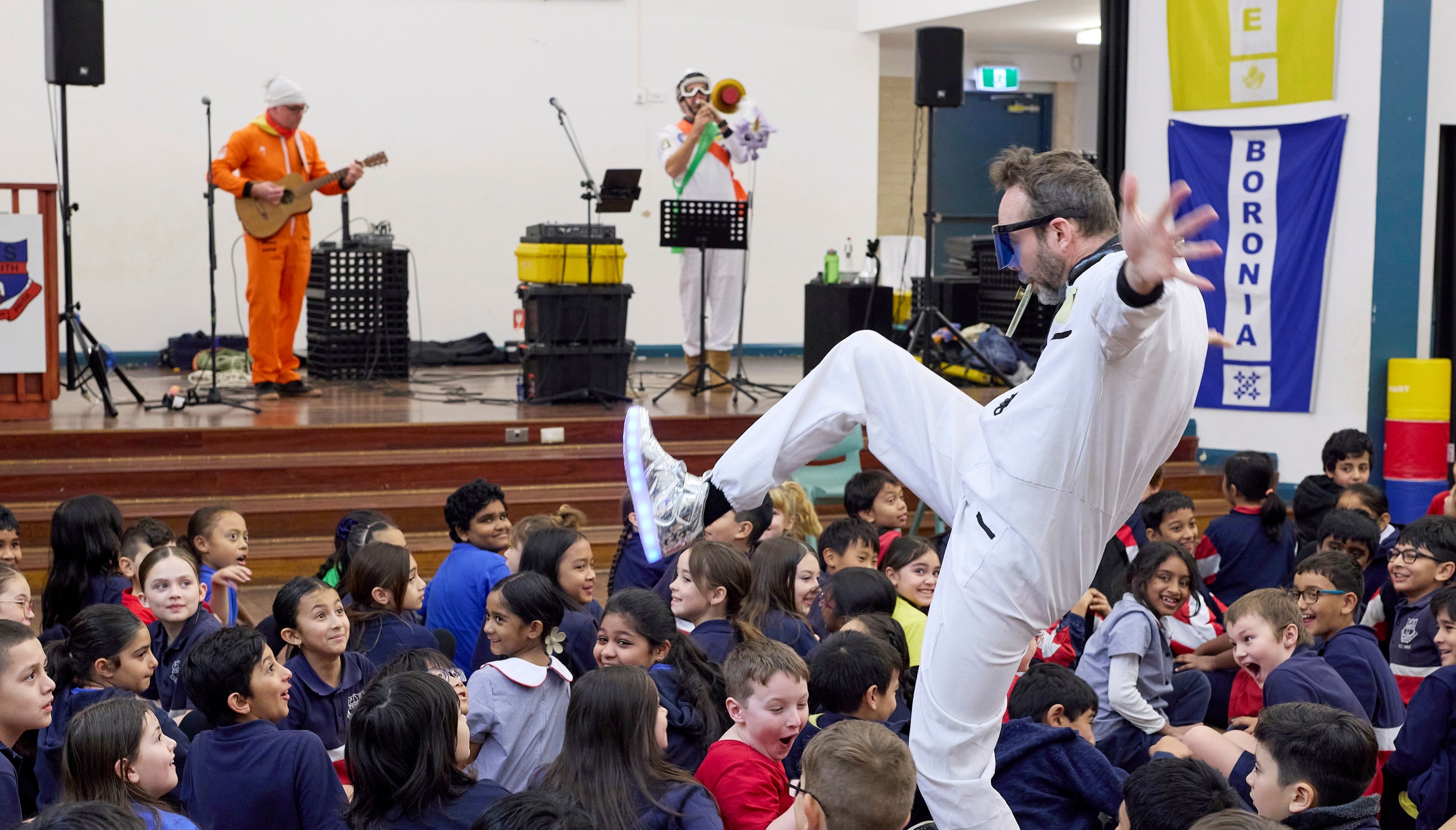 Moon Radio Hour performing at Penrith Public School as part of Musica Viva Australia In Schools (2025). Credit Keith Saunders. 