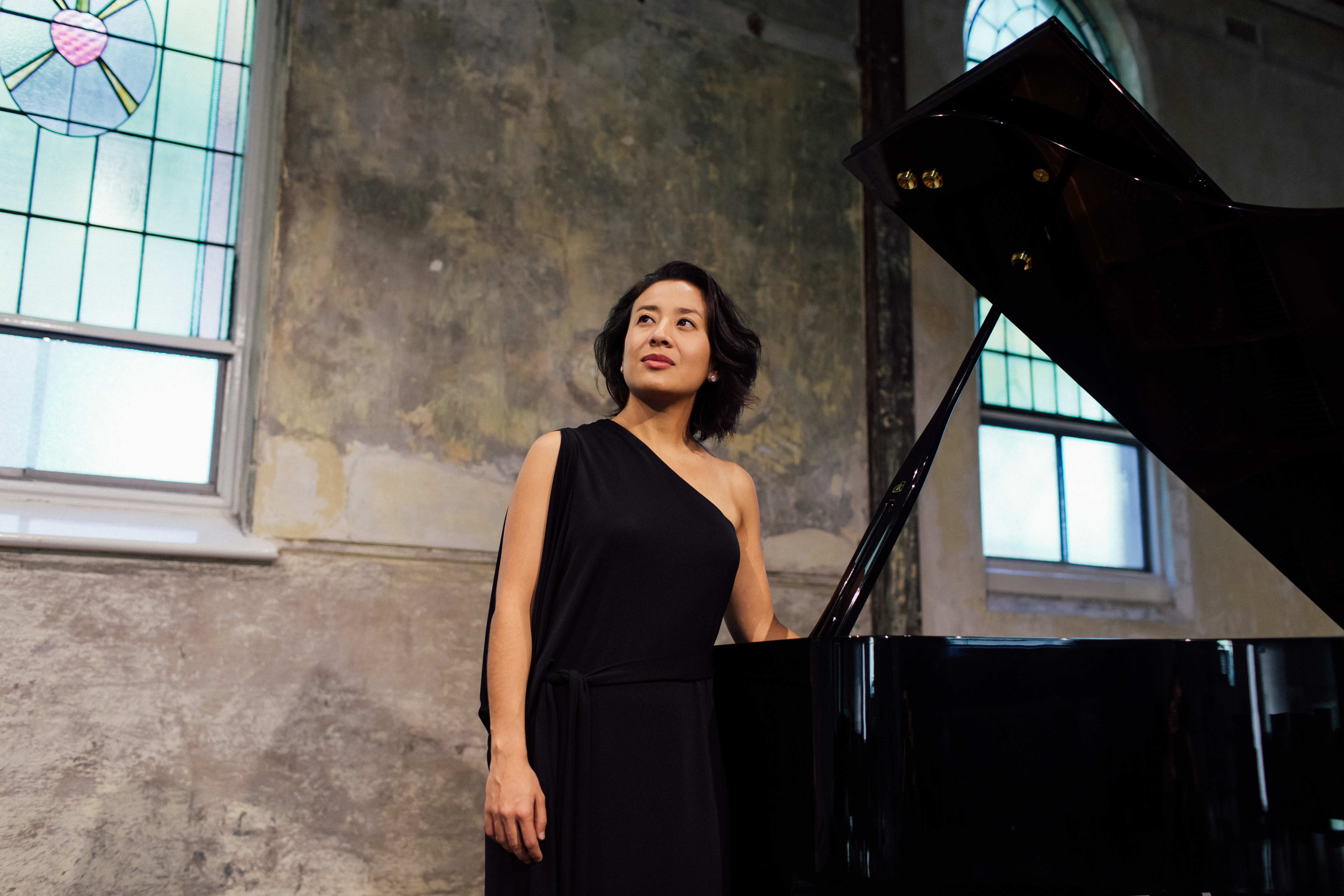 Aura Go (2019). Anne Moffat.